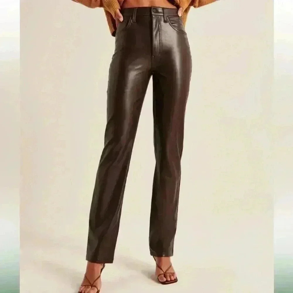 ABERCROMBIE 90s straight ultra high rise vegan leather Size 35